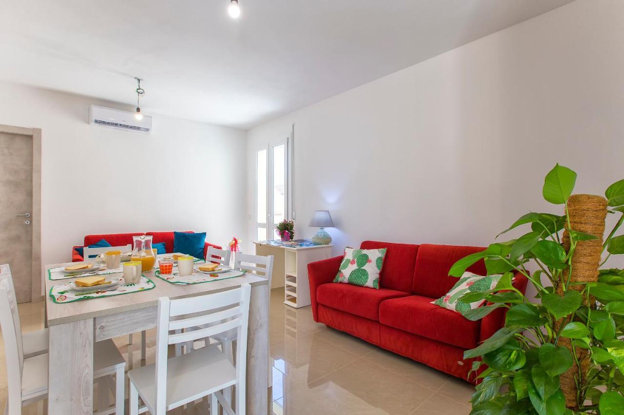 Il Giardino Fiorito Casa Vacanze Алгеро Екстериор снимка
