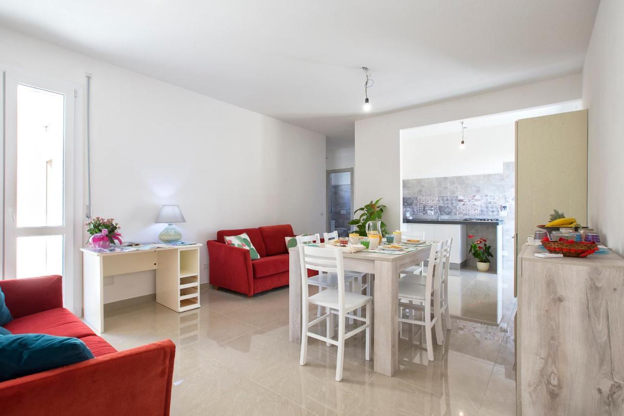 Il Giardino Fiorito Casa Vacanze Алгеро Екстериор снимка