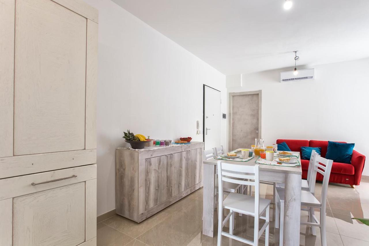 Il Giardino Fiorito Casa Vacanze Алгеро Екстериор снимка